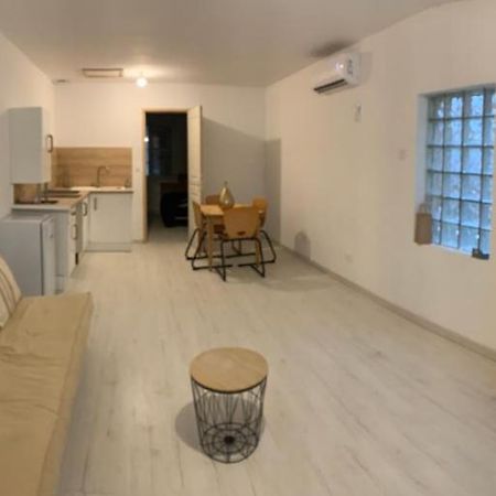 La Pinede Villa มอร์นาส ภายนอก รูปภาพ